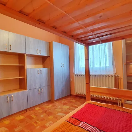 بيت للعطل No 68 House Tuende With Covered Swimming Pool