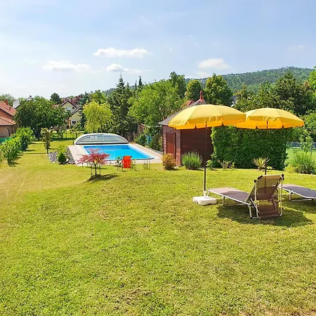 No 68 House Tuende With Covered Swimming Pool Prázdninový dům
